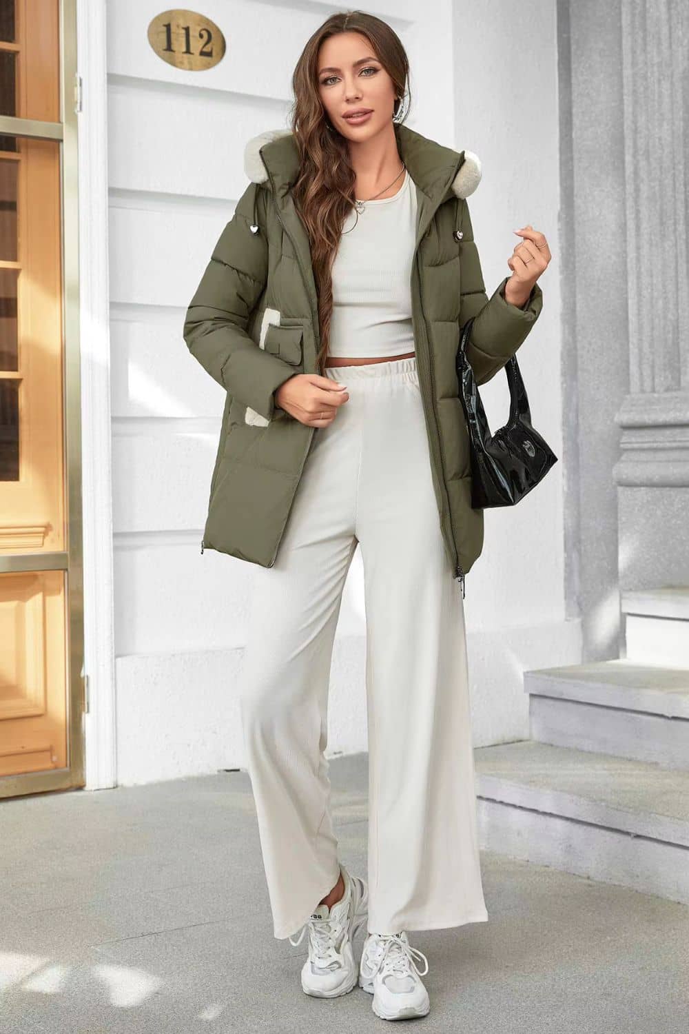 جاكيت مبطن مبطن بغطاء للرأس