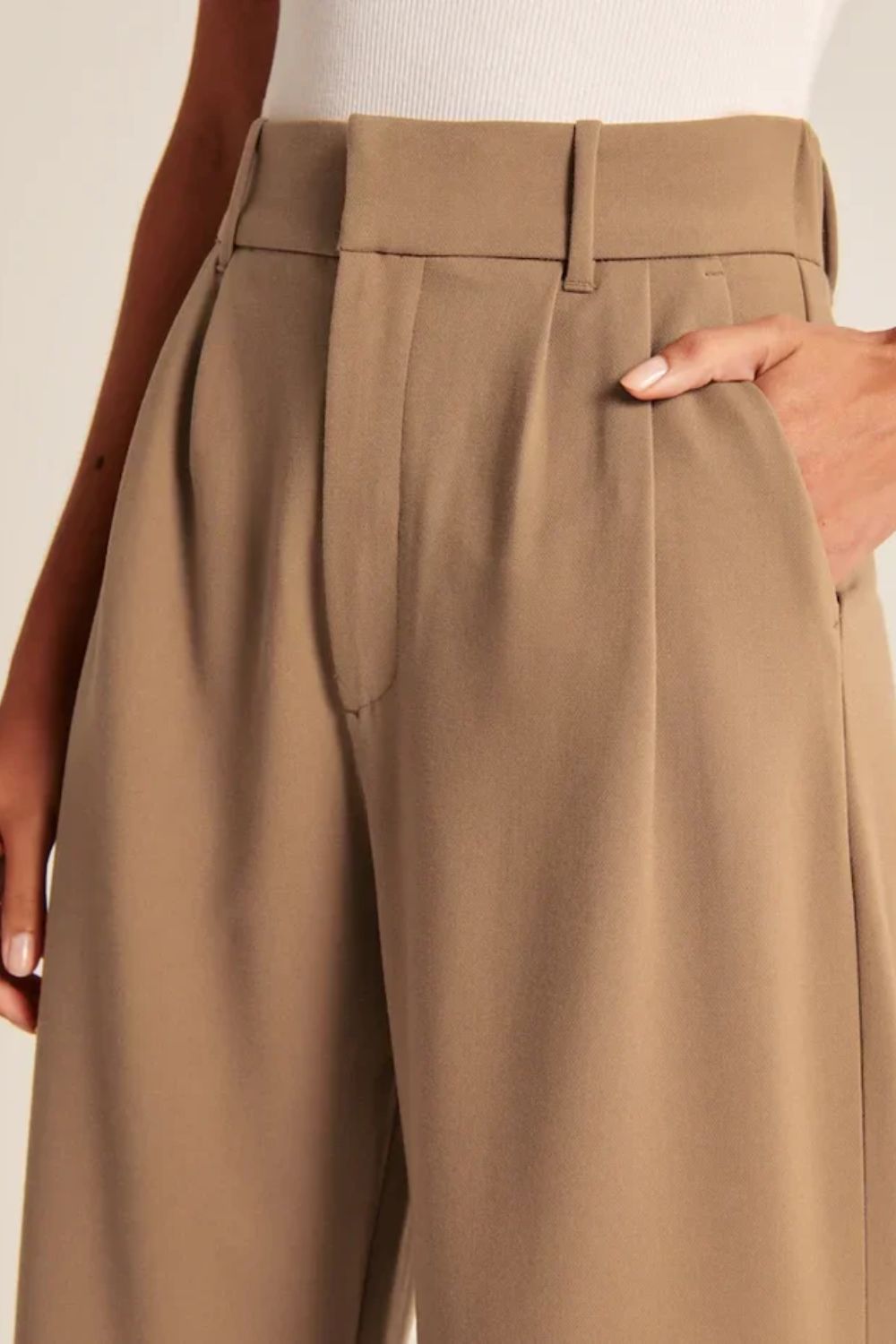 High-Waisted Wide Leg Pants - Brown