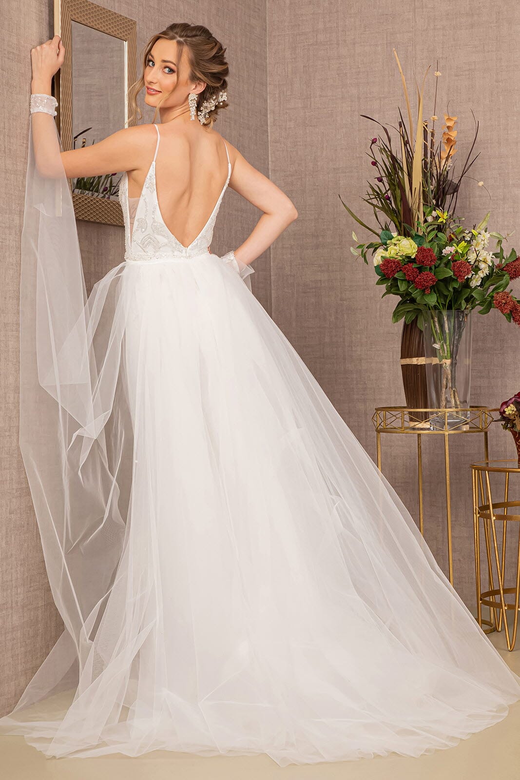 backless mermaid wedding dress
