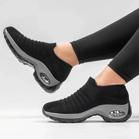 black walking sneakers women