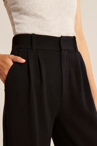 black high waisted wide leg pants outfit