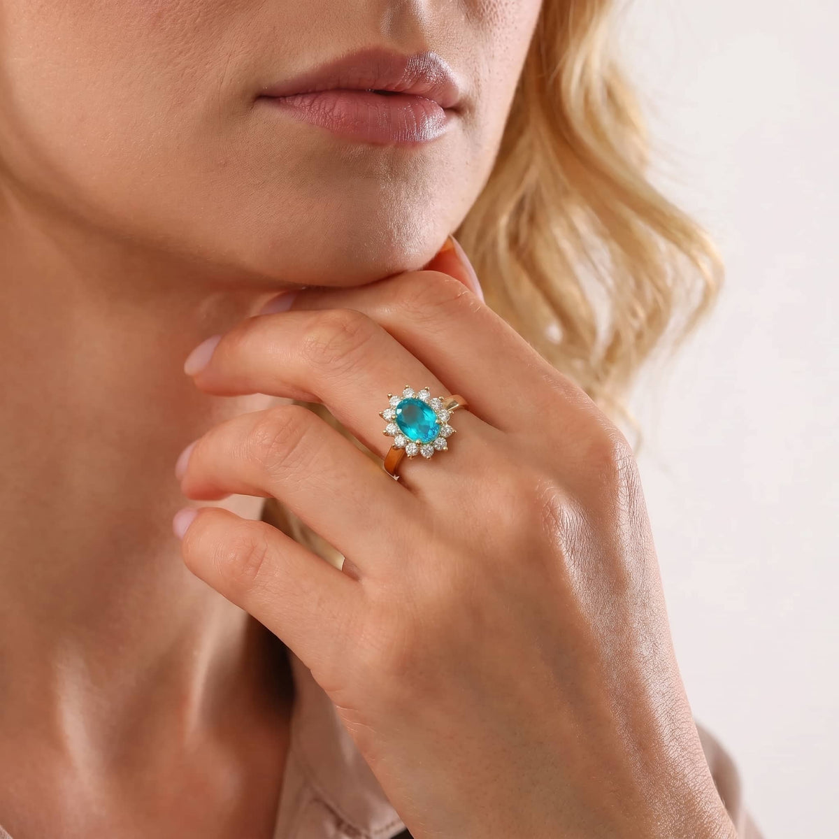 Bague avec pierre de naissance de décembre