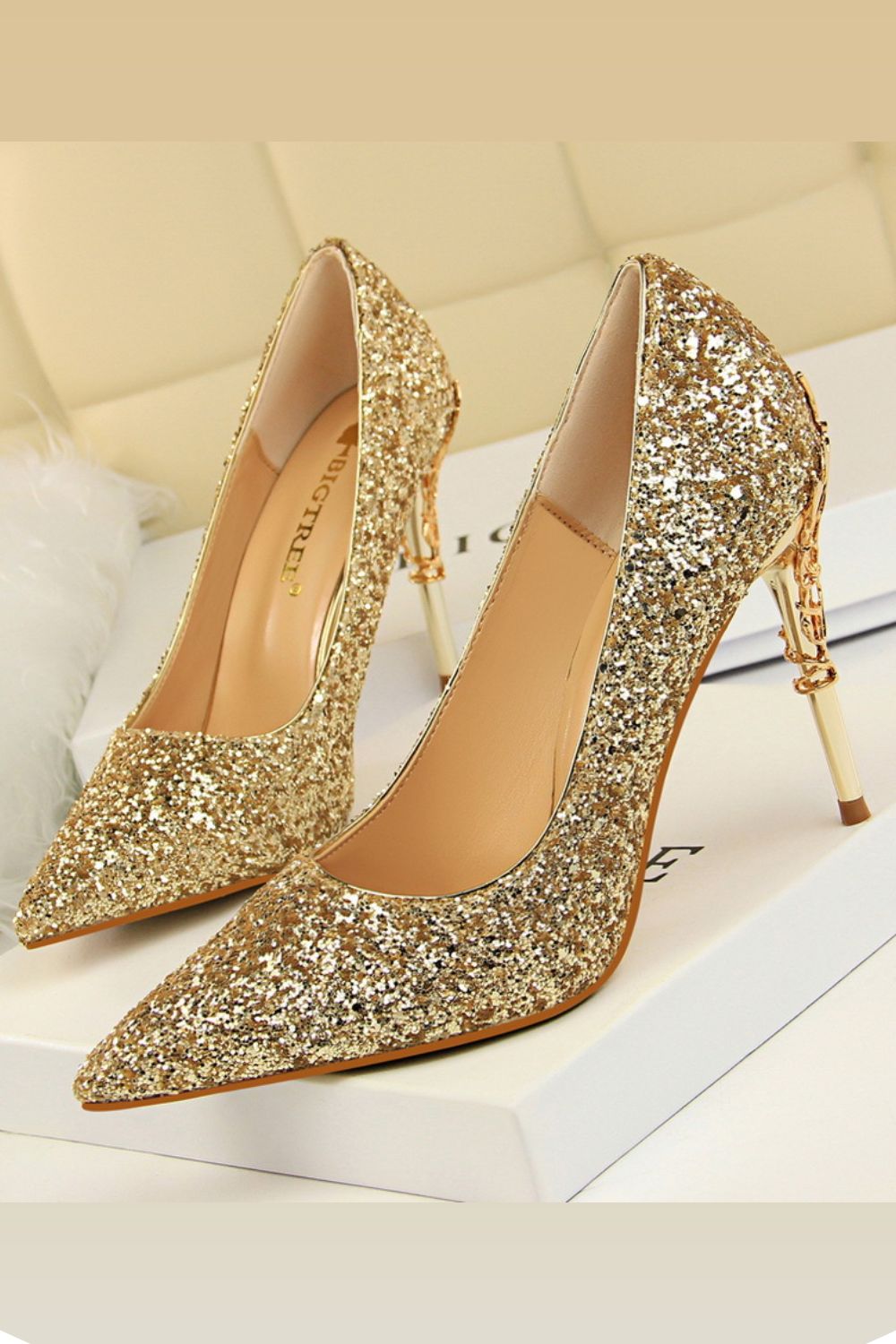 Empressa Glitter Pumps