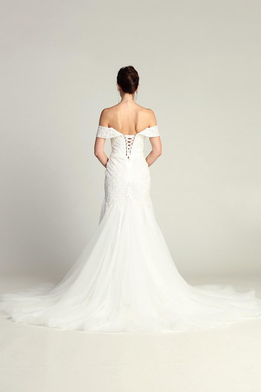 Arabella Lace Wedding Gown