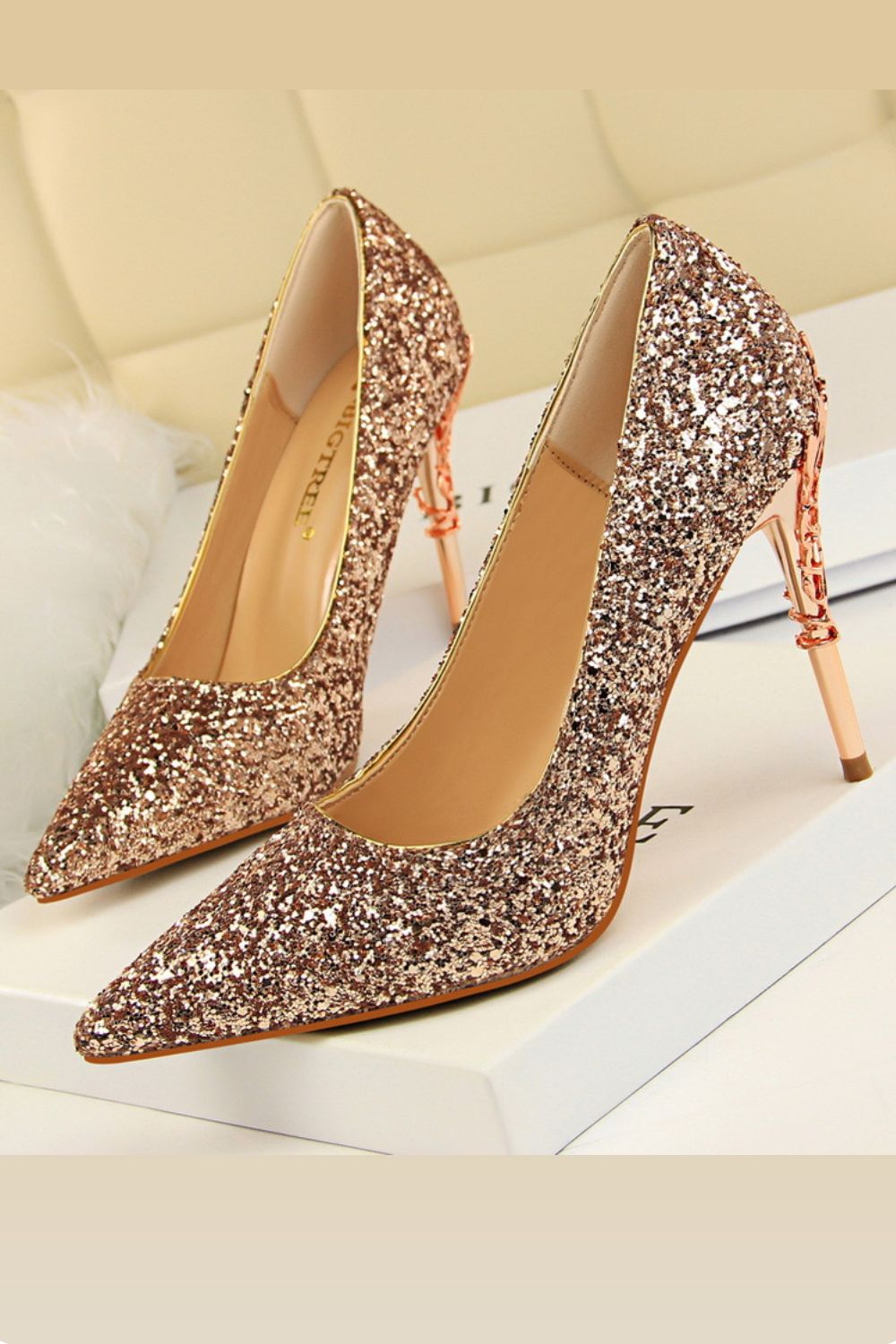 Empressa Glitter Pumps