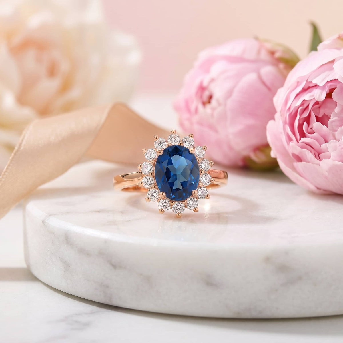 Bague en saphir et diamants