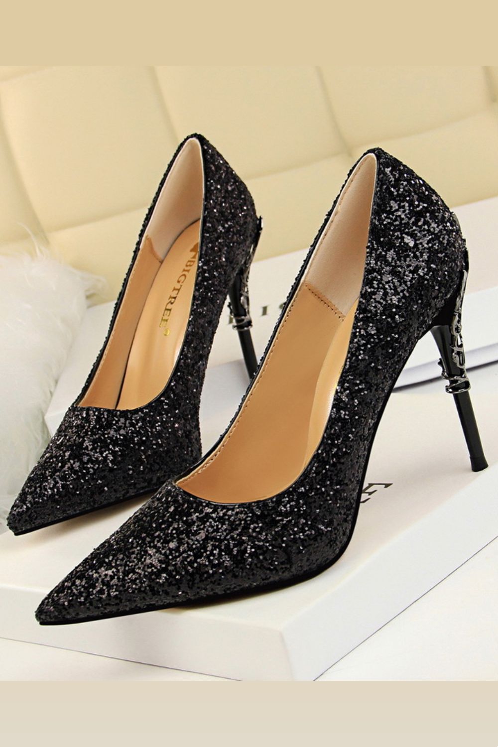 Empressa Glitter Pumps