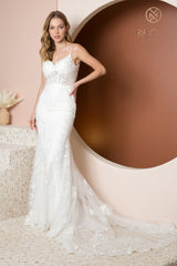 Sleeveless Fitted Applique Bridal Gown