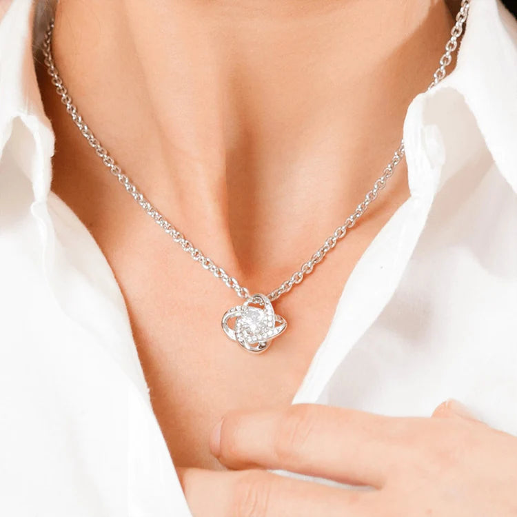 Eternal Rose Box with Necklace
