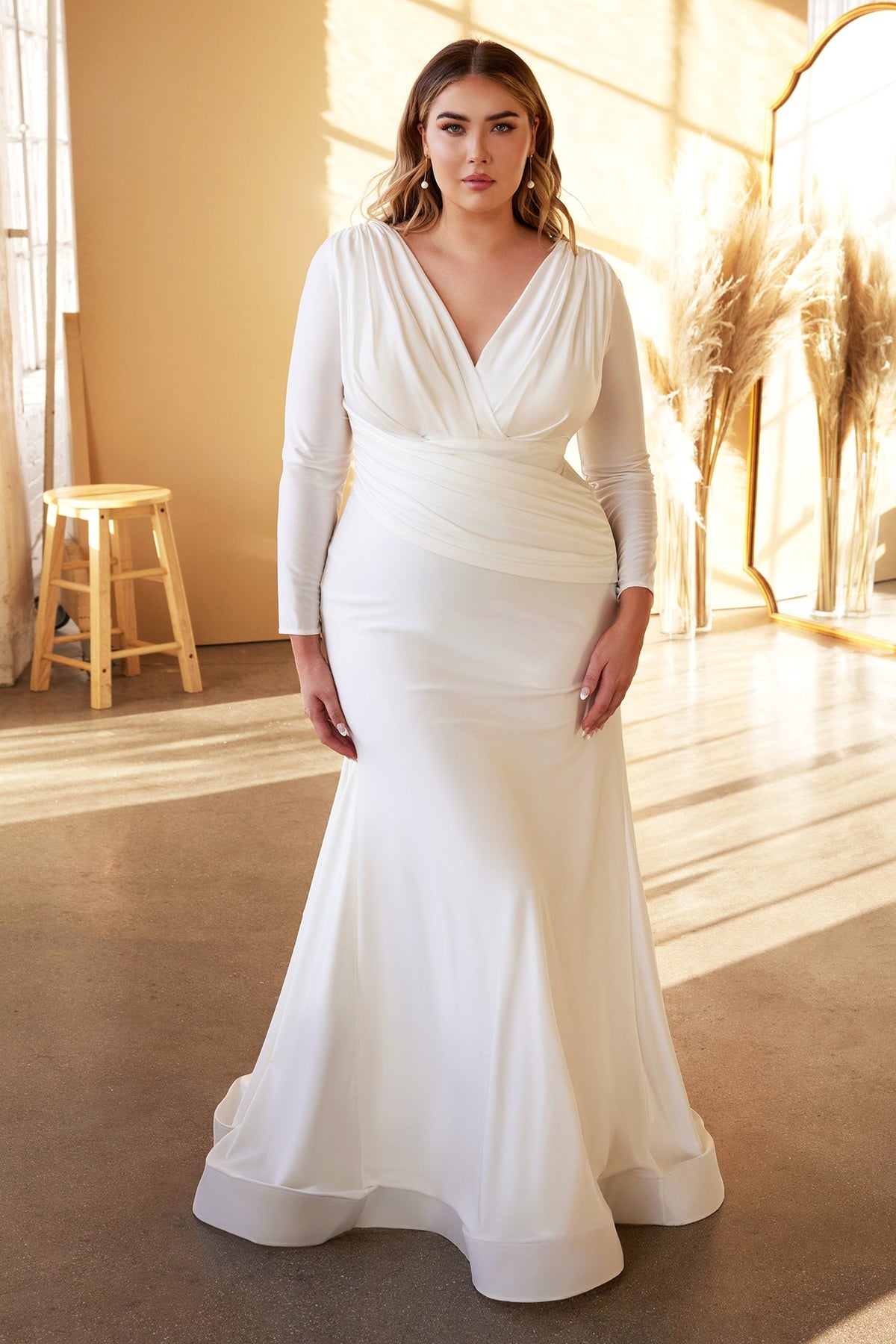 white long sleeve wedding dress plus size