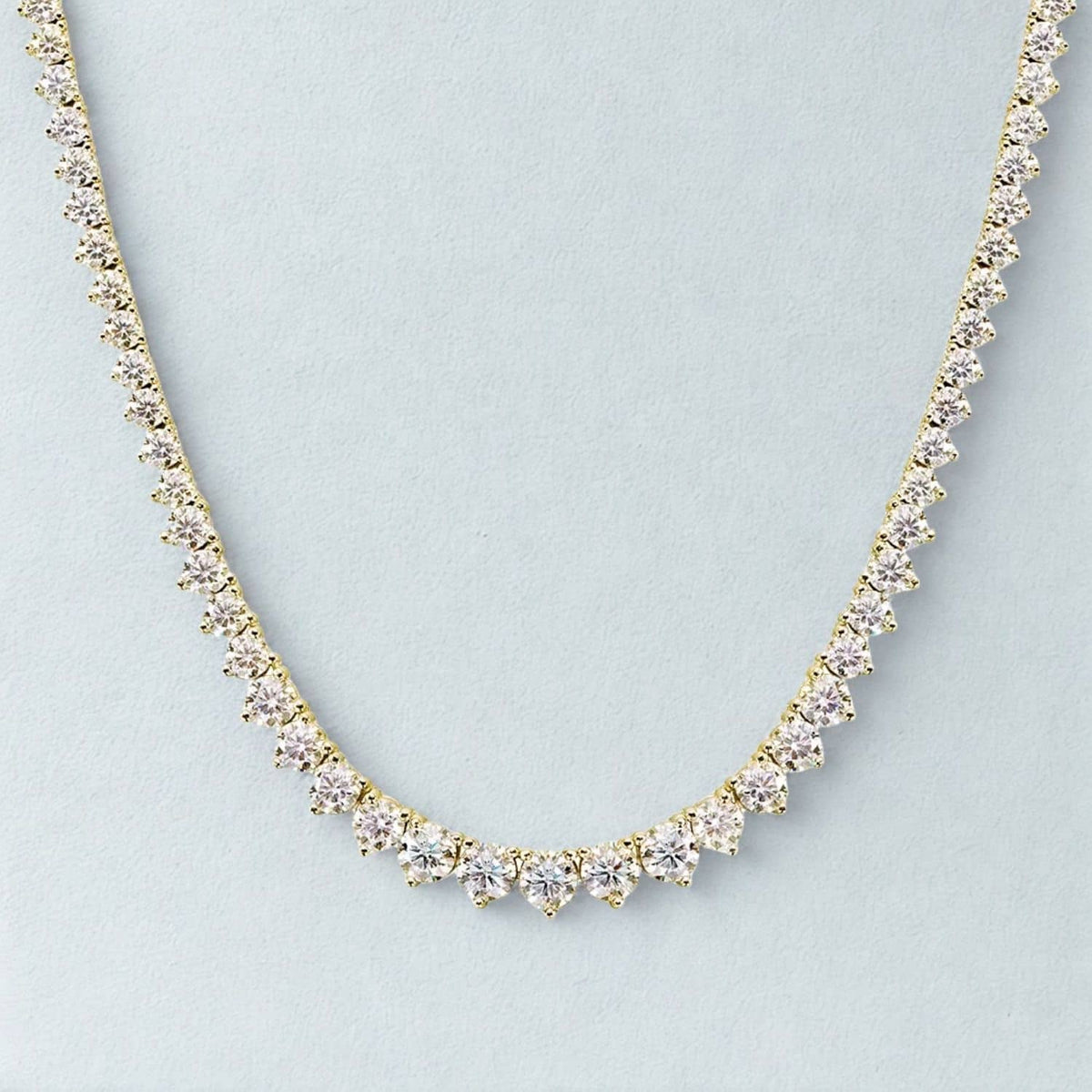 Diamond tennis necklace in yellow gold