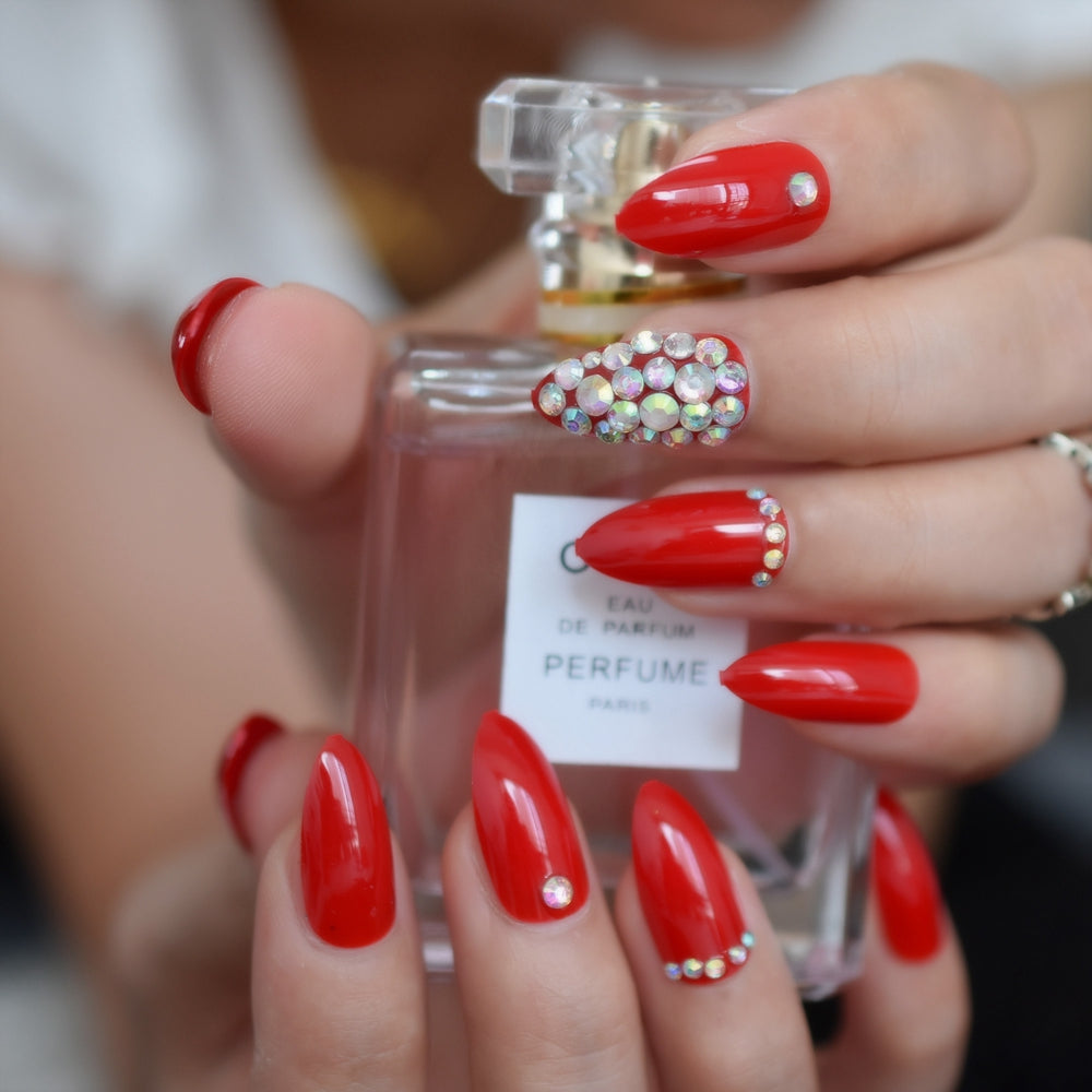 Glossy Rhinestones Stiletto Nails