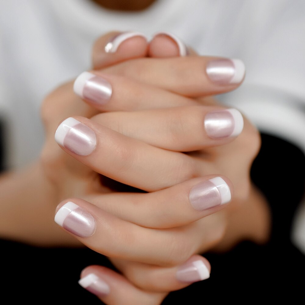 Pink Pearl Round Nails